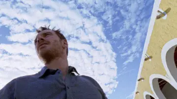Backdrop to the movie "Song to Song" #1064330