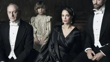 Backdrop to the movie "The Childhood of a Leader" #1866892