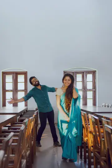 Poster to the movie "Premam" #689576