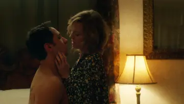 Backdrop to the movie "How He Fell in Love" #1548986
