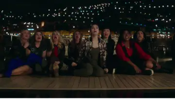 Backdrop to the movie "Pitch Perfect 3" #859281