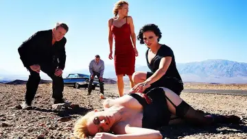 Backdrop to the movie "Death Valley" #1910427