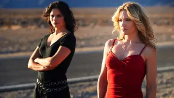 Backdrop to the movie "Death Valley" #1910431