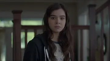 Backdrop to the movie "The Edge of Seventeen" #1630636