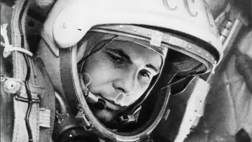 Backdrop to the movie "Space Race" #641834