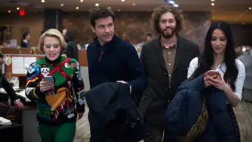 Backdrop to the movie "Office Christmas Party" #809955