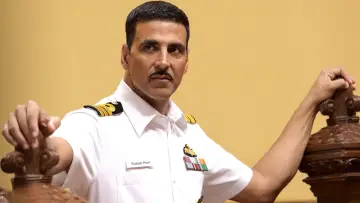 Backdrop to the movie "Rustom" #905218
