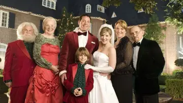 Backdrop to the movie "Meet The Santas" #1869216