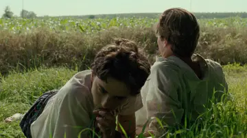 Backdrop to the movie "Call Me by Your Name" #595966