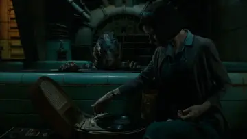 Backdrop to the movie "The Shape of Water" #1530860