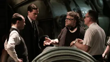 Backdrop to the movie "The Shape of Water" #229935