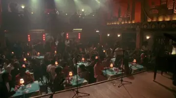 Backdrop to the movie "Mo