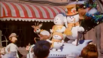 Backdrop to the movie "Rudolph and Frosty