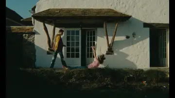 Backdrop to the movie "A Man and a Woman" #883340