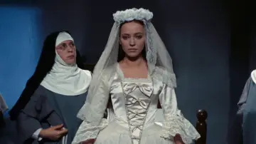 Backdrop to the movie "The Nun" #1125212