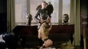 Backdrop to the movie "Salon Kitty" #876001