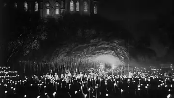 Backdrop to the movie "The Song of Bernadette" #1800011