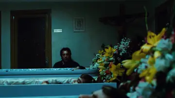 Backdrop to the movie "Biutiful" #906781