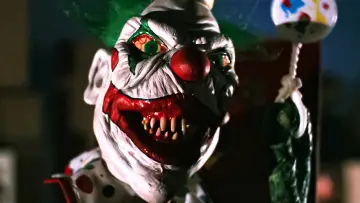 Backdrop to the movie "Demonic Toys" #1872421