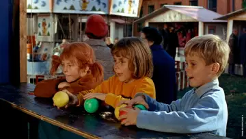 Backdrop to the movie "Pippi Goes on Board" #1087989