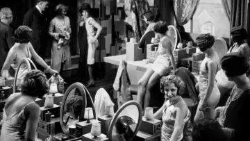 Au Bonheur des Dames Poster