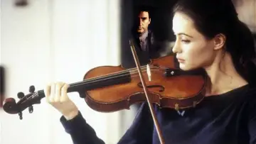 Backdrop to the movie "A Heart in Winter" #1839155