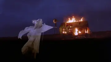 Backdrop to the movie "Lady in White" #1195004