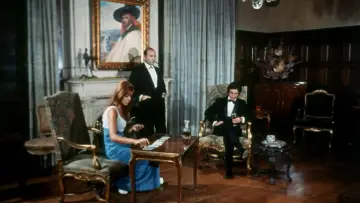 Backdrop to the movie "Snuff" #1589795