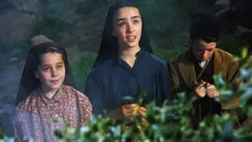 Backdrop to the movie "The Miracle of Our Lady of Fatima" #1842103
