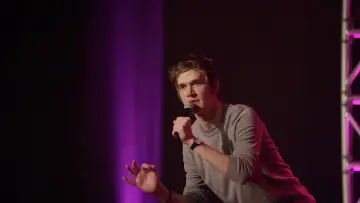 Backdrop to the movie "Bo Burnham: Make Happy" #178992