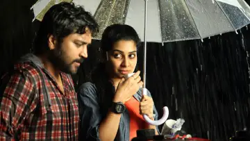 Thittam Pottu Thirudura Koottam