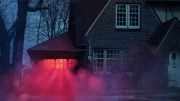 Backdrop to the movie "Our House" #493447