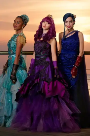 Poster to the movie "Descendants 2" #857304
