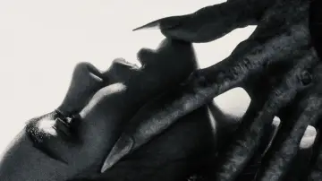 Backdrop to the movie "Nosferatu" #552850