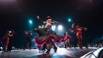 Backdrop to the movie "Madonna: Rebel Heart Tour" #450311