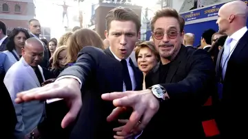 Backdrop to the movie "Spider-Man: Far From Home" #1626226