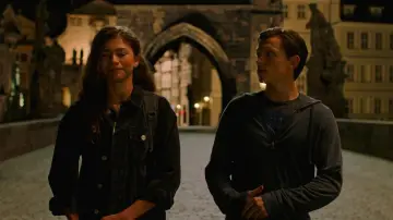 Backdrop to the movie "Spider-Man: Far From Home" #1644104