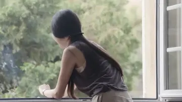 Backdrop to the movie "Claire