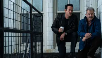 Backdrop to the movie "Dragged Across Concrete" #1733033