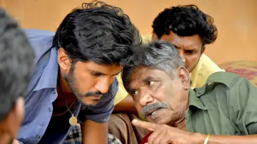 Backdrop to the movie "Padai Veeran" #1163695