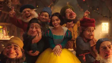 Backdrop to the movie "Snow White" #560077