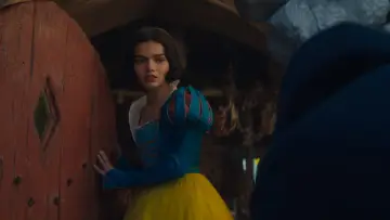 Backdrop to the movie "Snow White" #560111