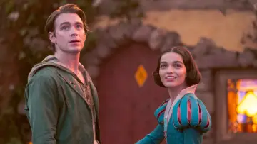 Backdrop to the movie "Snow White" #560115