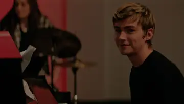 Backdrop to the movie "Love, Simon" #728040