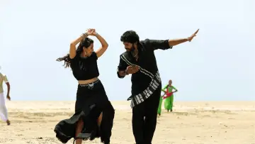 Backdrop to the movie "Pakka" #1163152