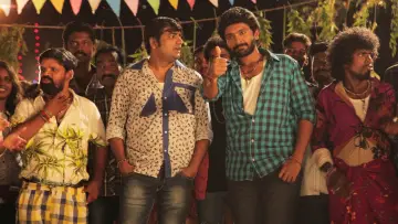 Backdrop to the movie "Pakka" #1163166