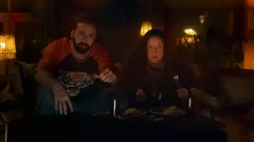 Backdrop to the movie "Mandy" #1731807