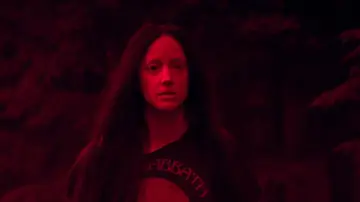 Backdrop to the movie "Mandy" #1731818