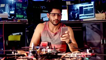 Backdrop to the movie "Yuddham Sharanam" #1149212