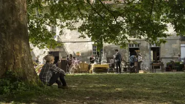 Backdrop to the movie "Claire Darling" #1872990